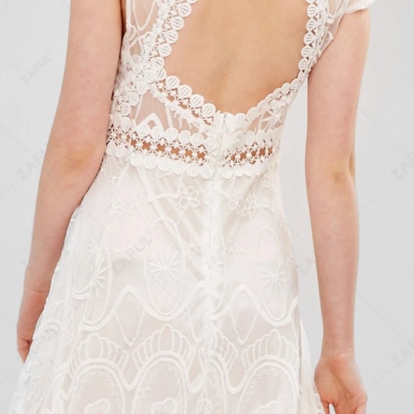For Love and  Lemons bridal shower or wedding dress, white lace, bridal gown, S - Picture 7 of 13